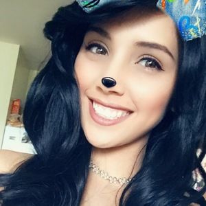 Meet your Posher, Tricha